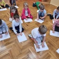 Dzieci podczas zabawy (3)