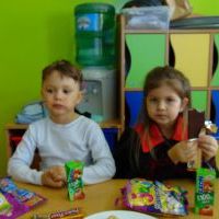 Dzieci z grupy Smerfy (2)