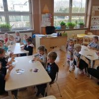 Dzieci podczas zajęć (3)
